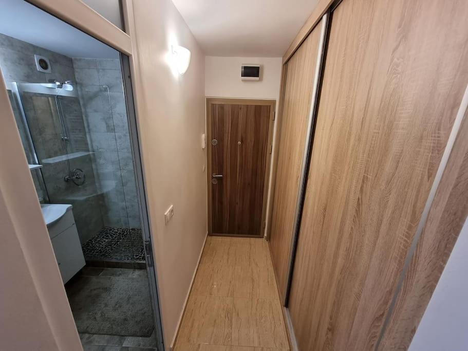 Garsoniera Maria 2 Apartment Turda Exterior photo